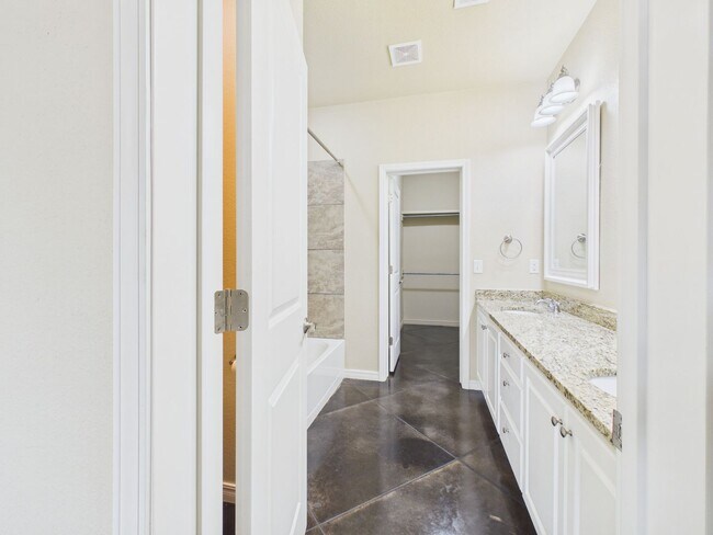 Building Photo - 9303 Kori Dr