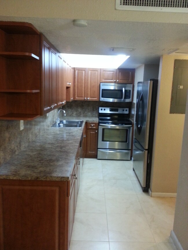 Building Photo - 14377 SW 97th Terrace