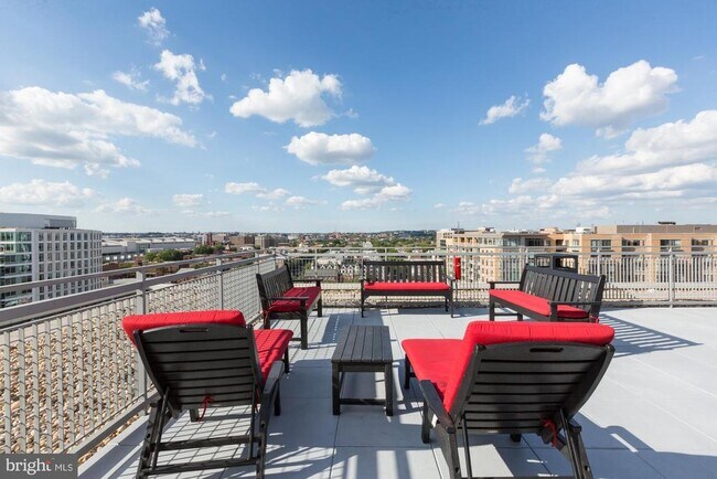 Building Photo - 555 Massachusetts Ave NW