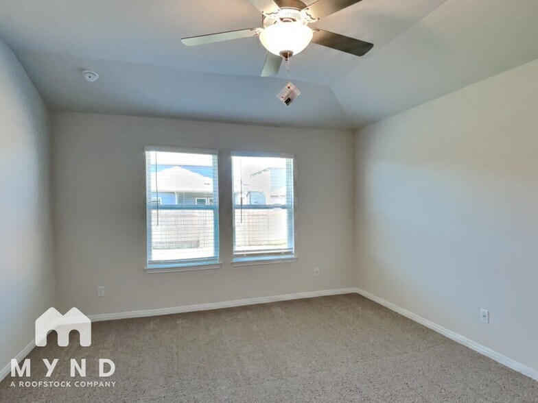 Building Photo - 2828 Mill Run Bnd