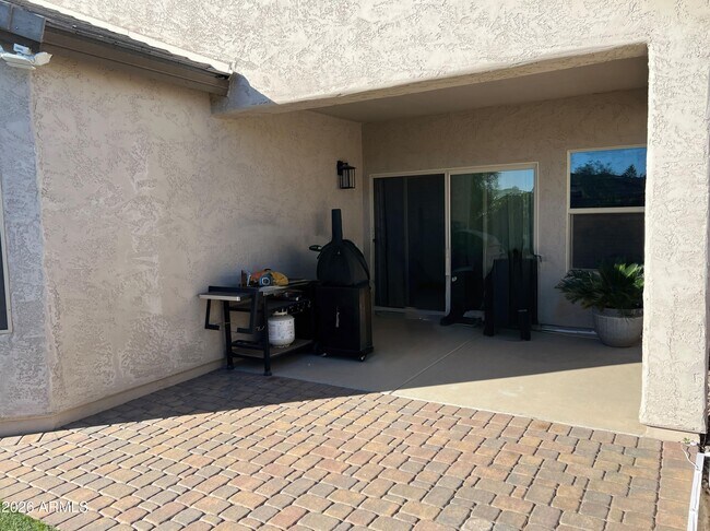 Building Photo - 2321 N Hidden Canyon Dr