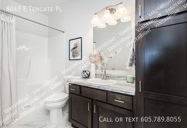 Building Photo - 8047 E Tencate Pl