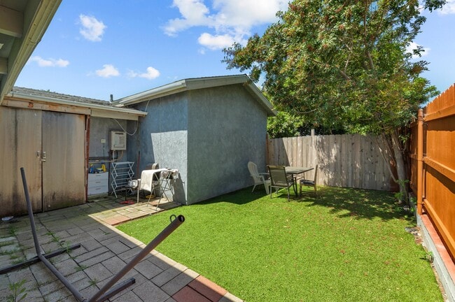 Building Photo - 5318 Redding Rd