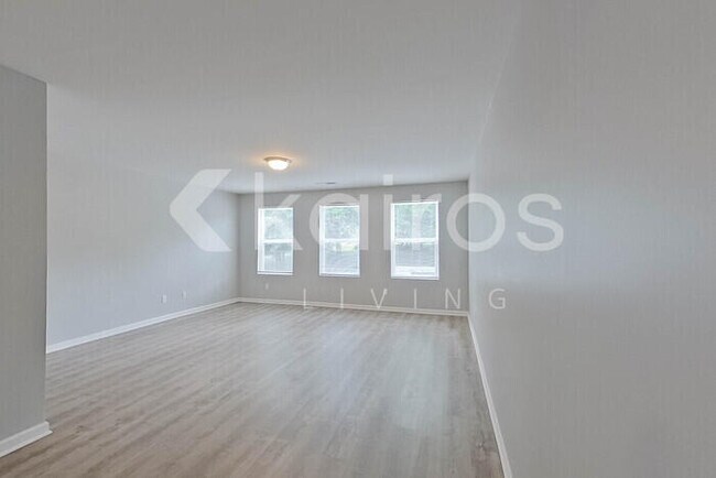 Building Photo - 110 Tybo Dr