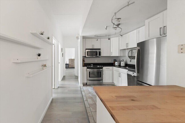 Building Photo - 123 Mamaroneck Ave