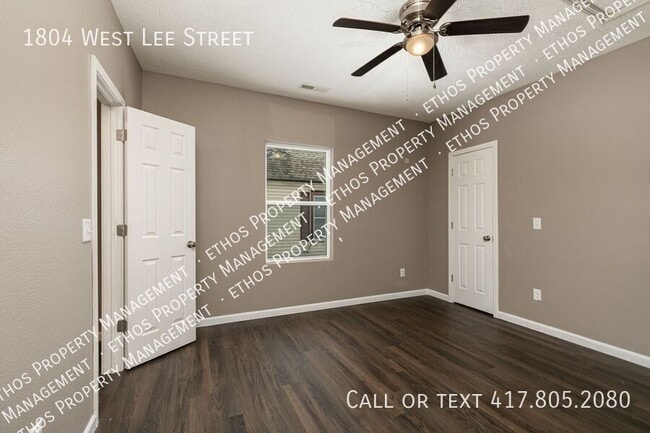 Building Photo - 1804 W Lee St