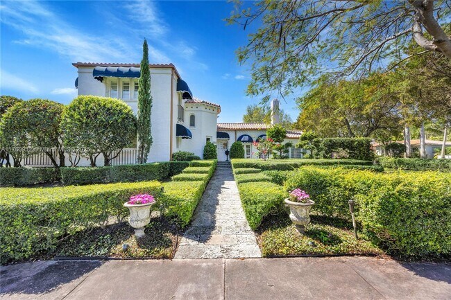 Primary Photo - 4504 Alhambra Cir