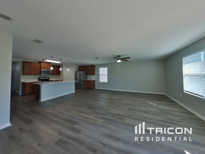 Building Photo - 95167 Timberlake Dr