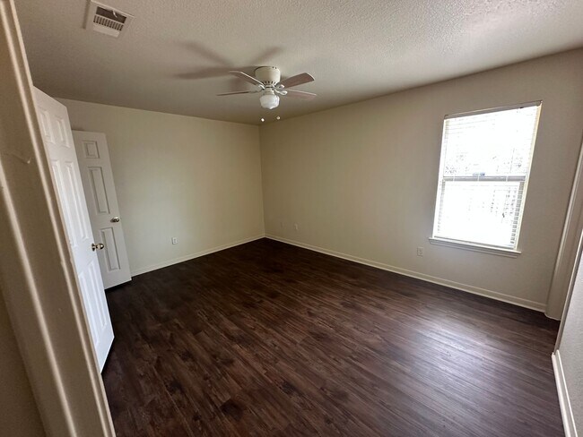 Building Photo - 3112 Baldwin Loop