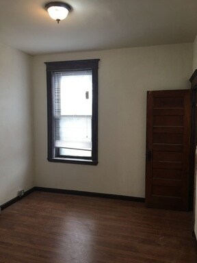 Building Photo - 3024 Miami St