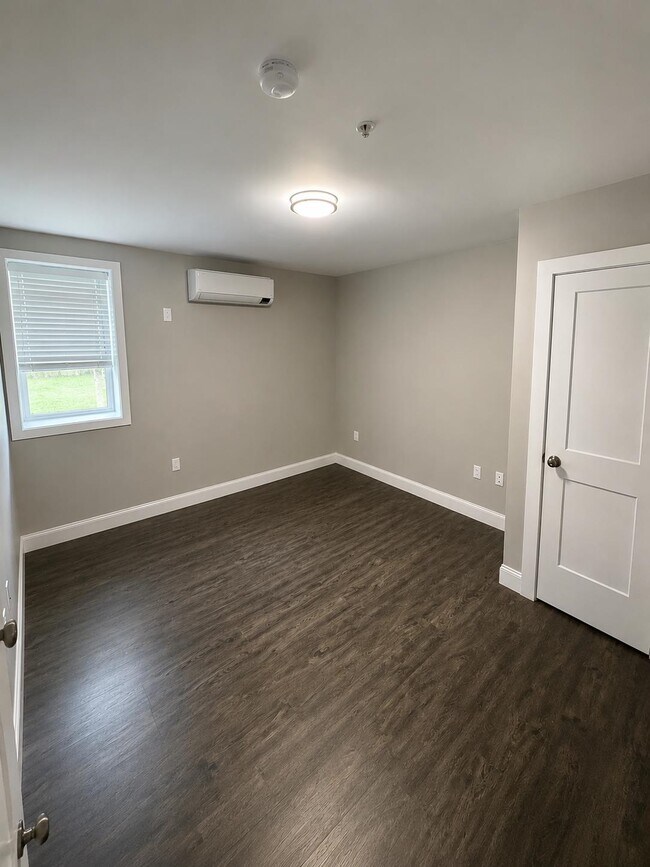 Building Photo - 50 Monarch Wy