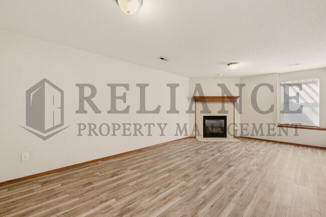 Building Photo - 9922 E Kinkaid Cir