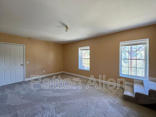 Building Photo - 5 Robert Allman Rd