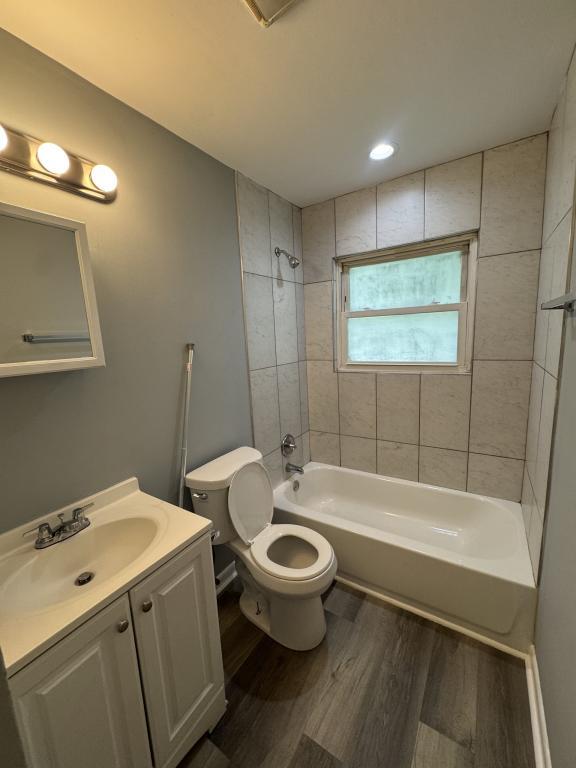 Building Photo - 2677 Firtree Ct