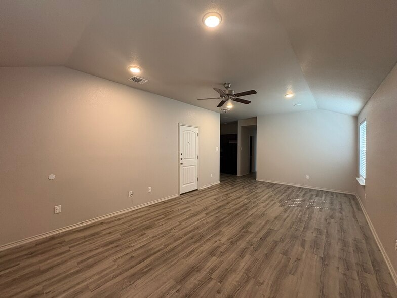 Building Photo - 2408 FM 1113