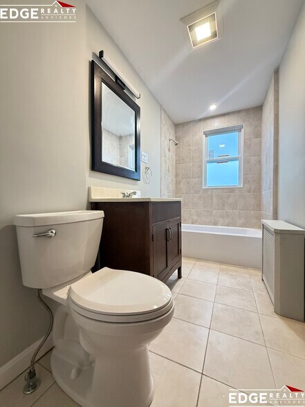 Building Photo - 62 Turner St