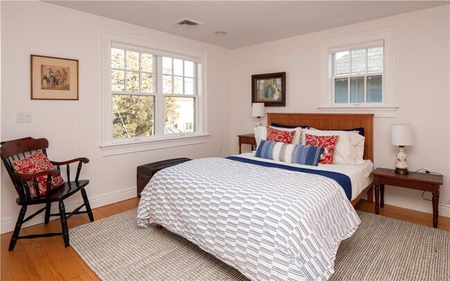 Building Photo - 4 1/2 Kay Terrace