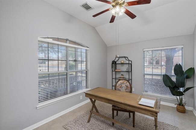 Building Photo - 1636 Maize Bend Dr