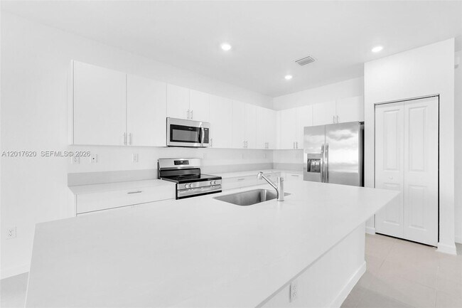 Building Photo - 27232 SW 159th Path