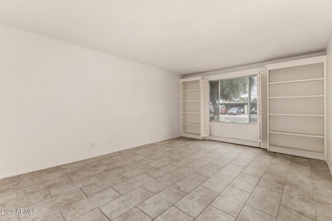 Building Photo - 1976 E Del Sur Dr