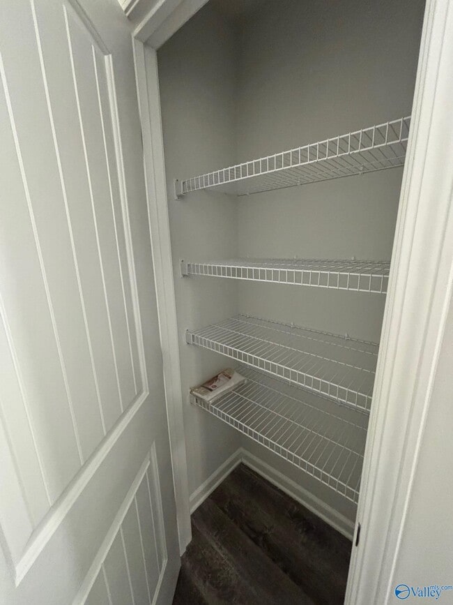 Building Photo - 212 Oracle Cir