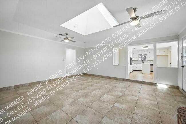 Building Photo - 8109 Starnes Rd