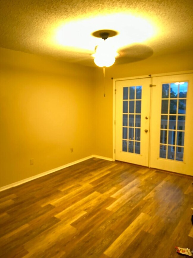 Building Photo - Charming 2 Bed, 1.5 Bath Townhouse in Lafayette!