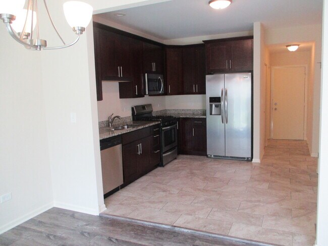 Building Photo - 356 Littleton Trail