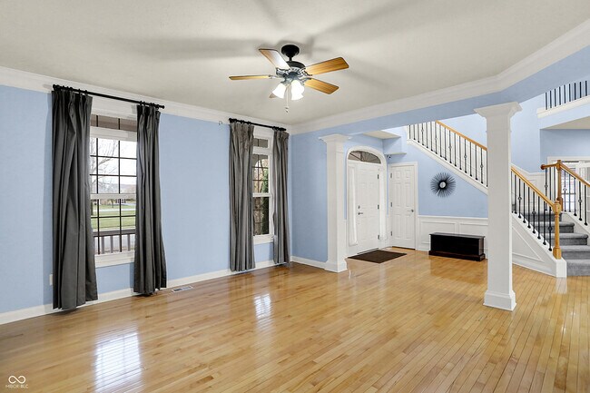 Building Photo - 13720 Akers Dr