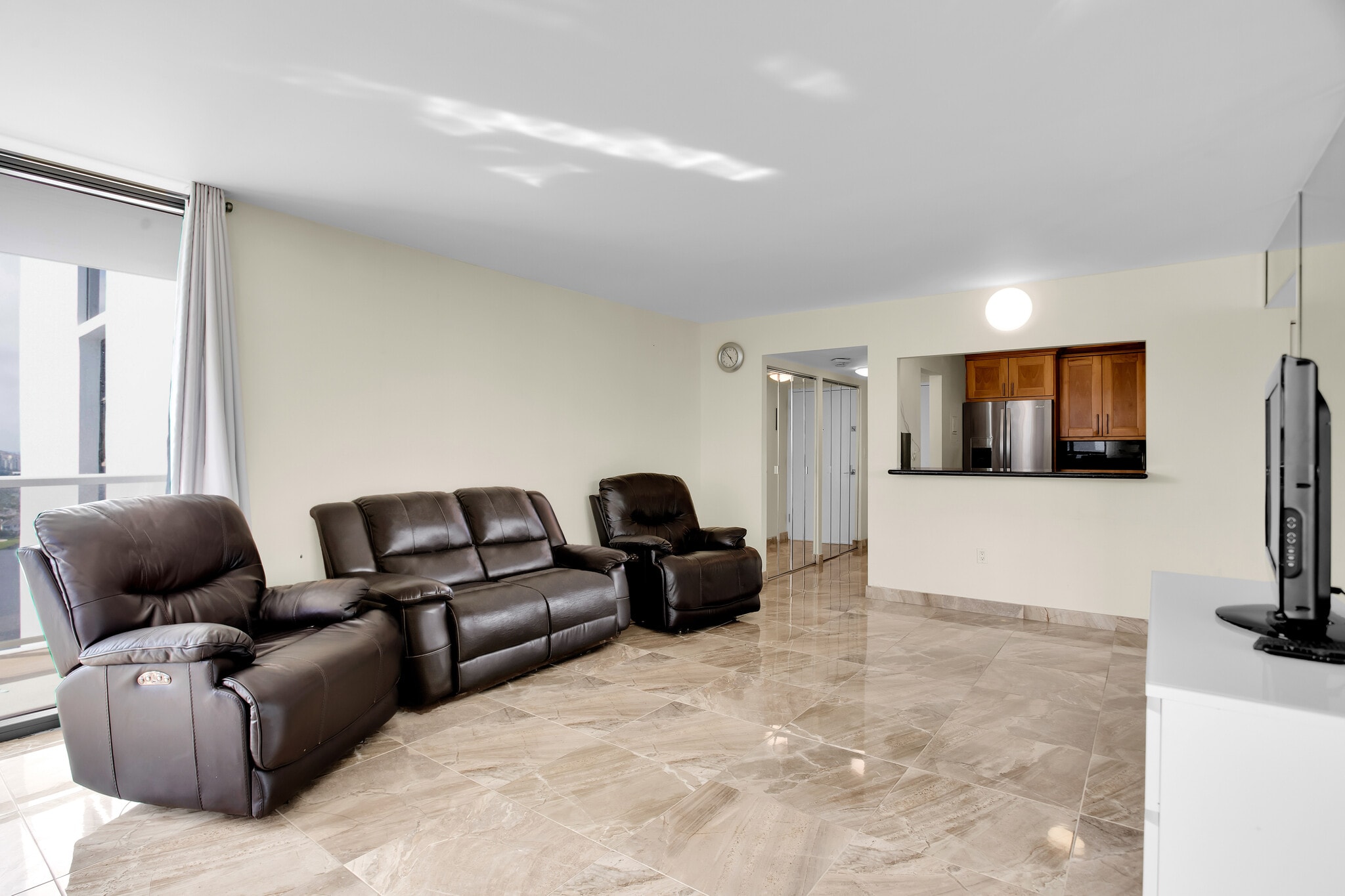 Living Room - 3701 N Country Club Dr