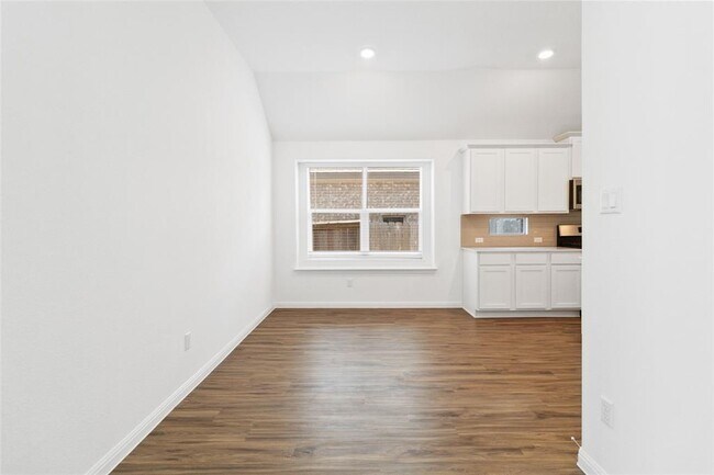 Building Photo - 158 Coronella Dr