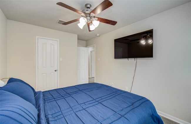 Building Photo - 3306 Inverness Path Lane