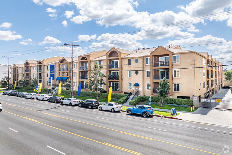 Building Photo - Lassen Village Apartments