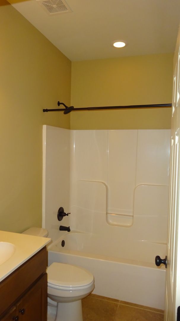 Building Photo - Minutes to MTM plant, Amazon, Polaris and Target Distribution