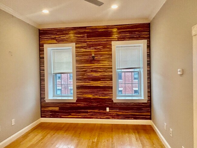 Building Photo - 63 Frankfort St