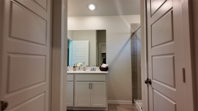 Building Photo - 16241 Parish Pointe Ct