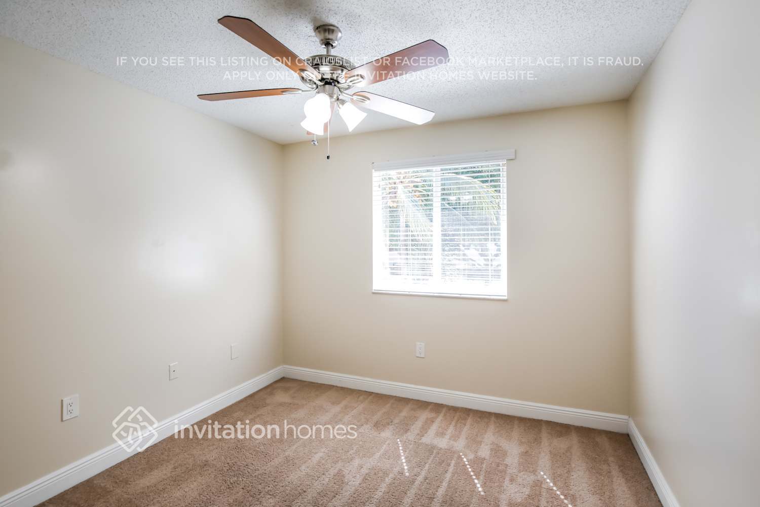 Building Photo - 8852 SW 215th Ln