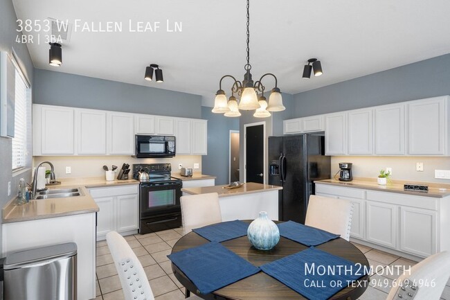 Building Photo - Pleasant on W Fallen Leaf Ln