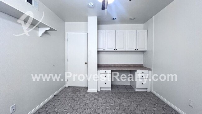 Building Photo - 15095 Laurelwood Pl