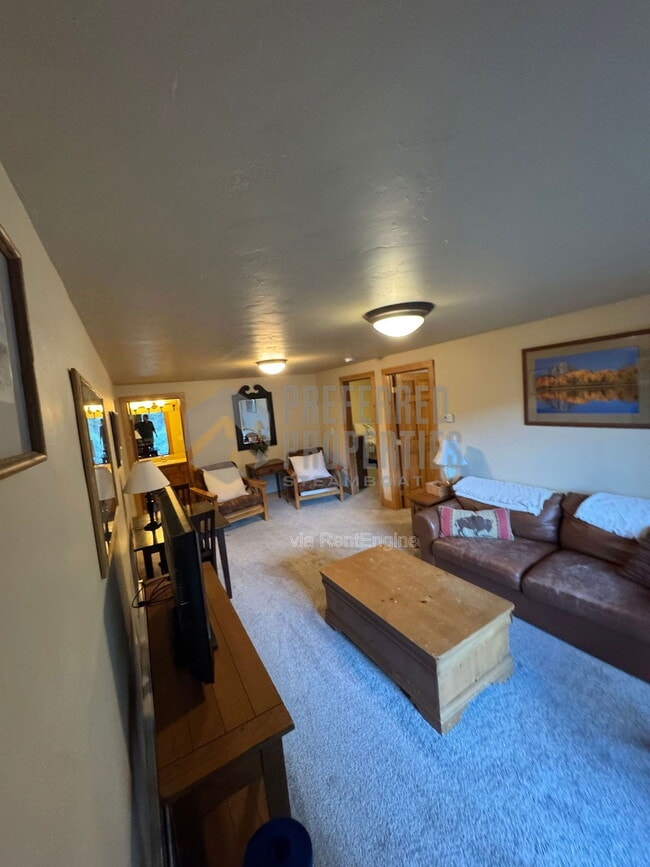 Building Photo - 2930 Alpenglow Way