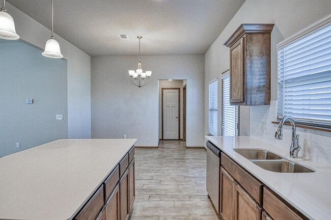 Building Photo - 432 Pergola St