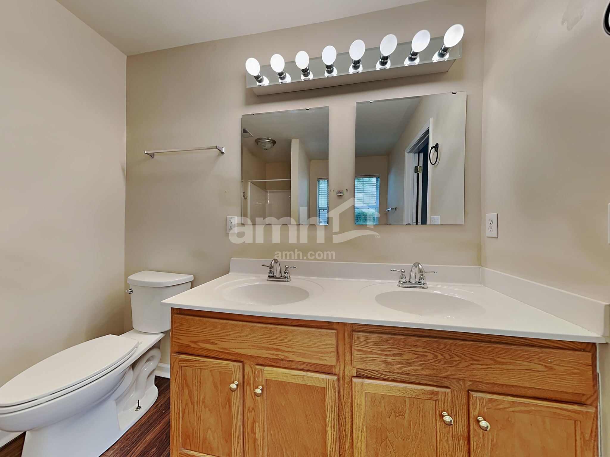 Building Photo - 103 Hawkesbury Rd