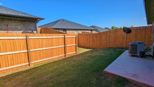 Building Photo - 2 Bed 2 Bath 1 Car Garage Duplex in Summit...
