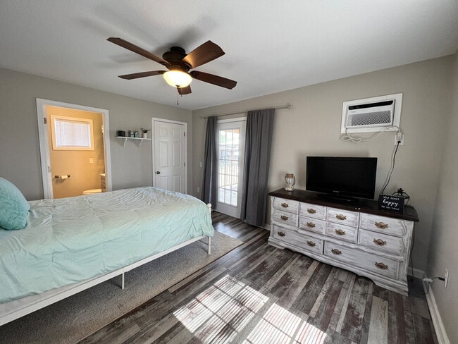 Building Photo - 3213 Willis St