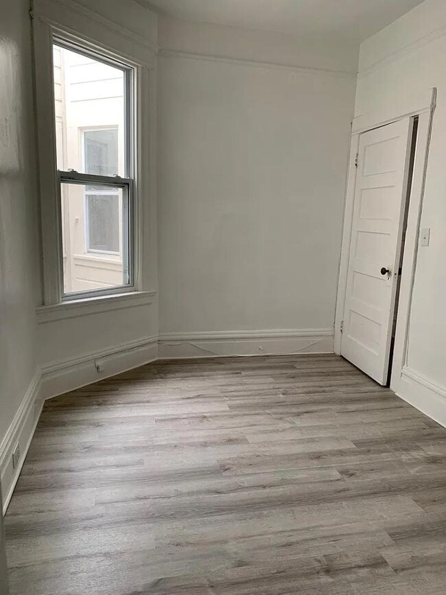 Building Photo - 525 Natoma St