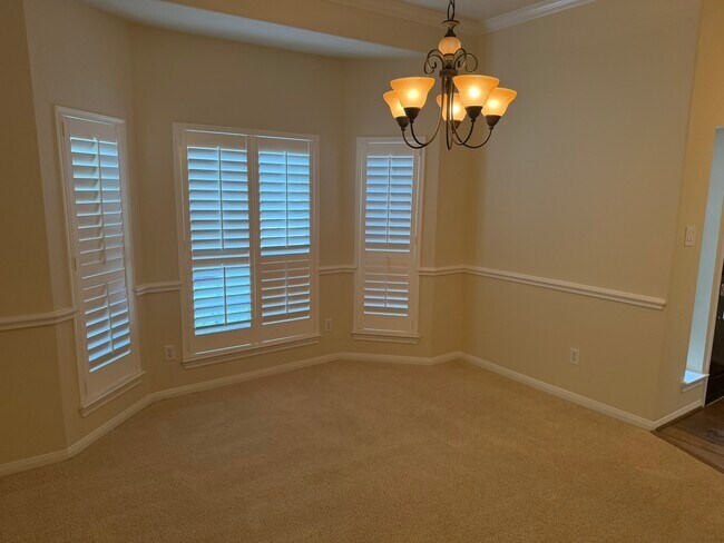Building Photo - 21406 Avalon Queen Dr