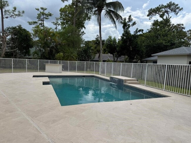 Building Photo - 969 Meadow Ave