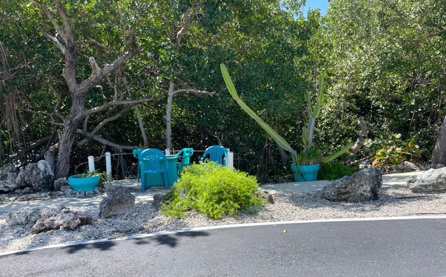 Building Photo - 6099 Overseas Hwy