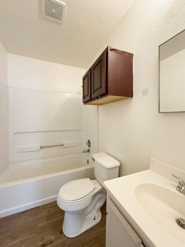 Building Photo - Sky Harbor 3 Bdrm 1 Bath Home