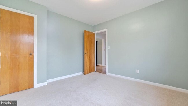 Building Photo - 6503 Horseshoe Rd